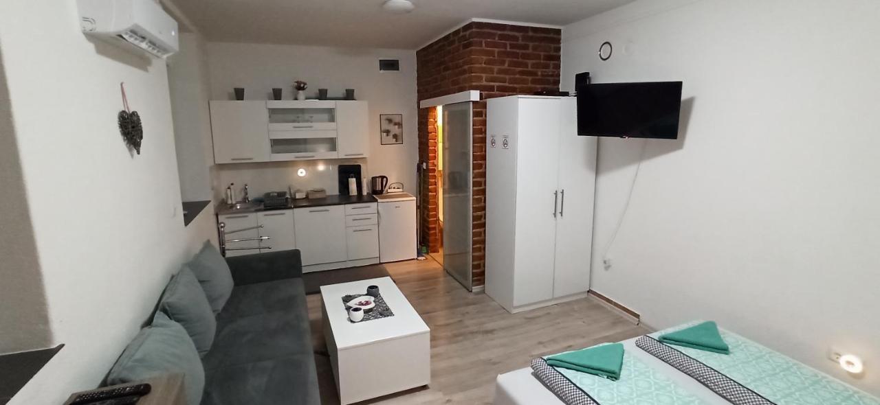 Helly'S Apartman - Self Check-In - Jajce Exteriér fotografie